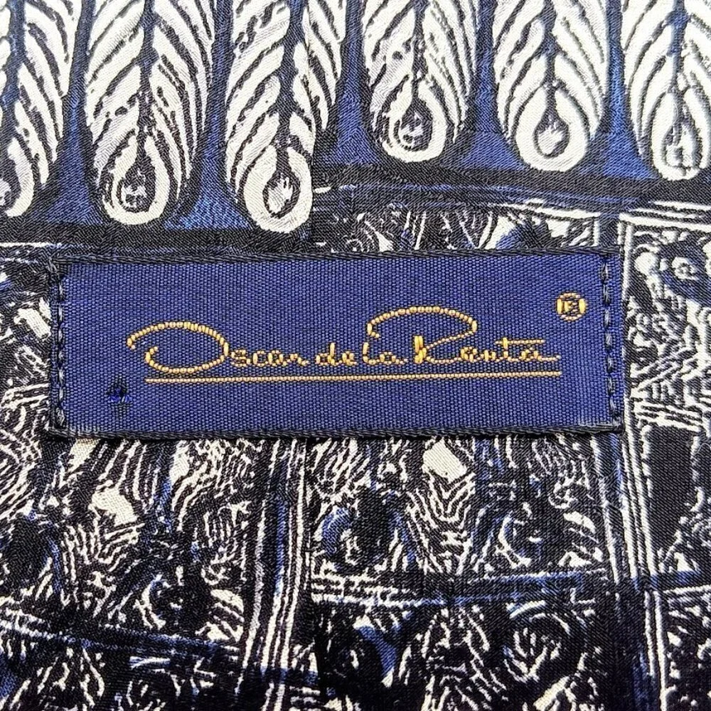 Oscar de la Renta Navy Blue Silk Tie